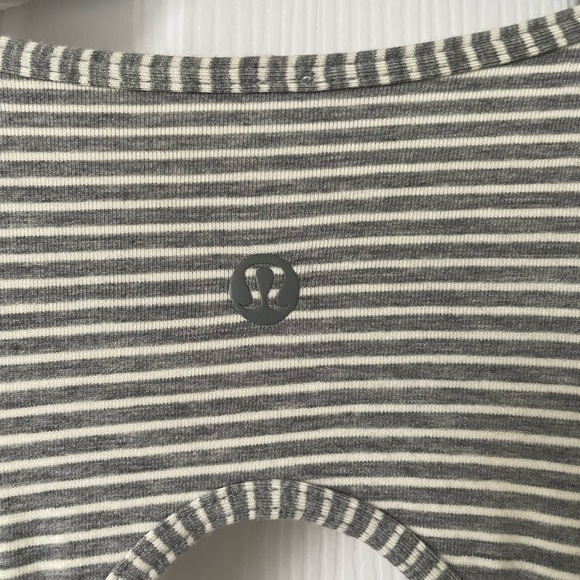 Lululemon Grey and White Striped Midi Dress Size 8 - Picture 3 of 3